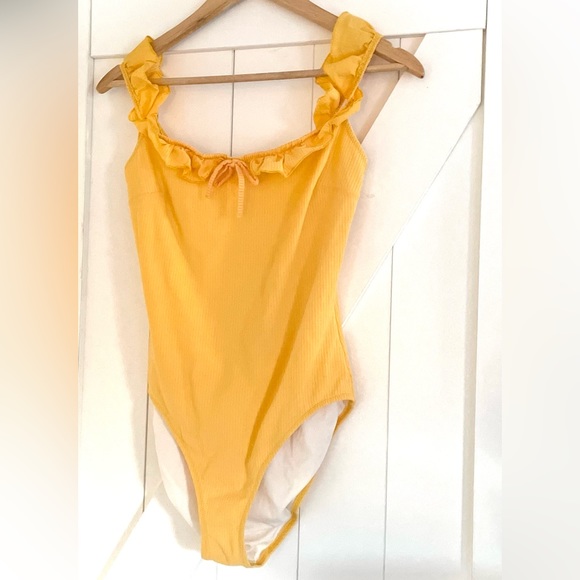SOLID & STRIPED Amelia Yellow Swimsuit - Picture 8 of 8